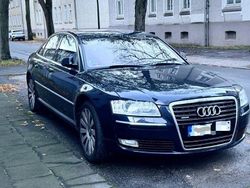 Blau Gebraucht 2009 Audi A8 Advanced Limousine | 15.900 €