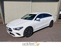 Weiß Gebraucht 2023 Mercedes CLA200 Shooting Brake Kombi | 30.880 € (Fairer Preis)