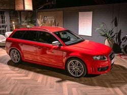 Rot Gebraucht 2006 Audi RS4 Comfort Kombi | 59.900 €