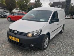 Weiß Gebraucht 2011 VW Caddy Maxi Van / Kleinbus | 6.200 €