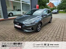Grau Gebraucht 2021 Hyundai i30 Edition 30 Kombi | 15.990 € (Fairer Preis)