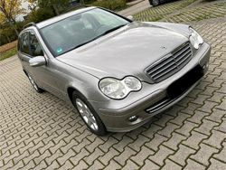Grau Gebraucht 2006 Mercedes C200 Kombi | 2.490 € (Fairer Preis)