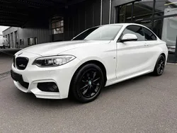 Weiß (metallic) Gebraucht 2017 BMW 218 M Sport Coupé | 22.580 € (Etwas zu teuer)