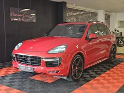Rot (karminrot) Gebraucht 2016 Porsche Cayenne GTS Chrono SUV | 37.700 € (Fairer Preis)