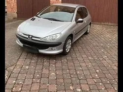 Silber Gebraucht 2006 Peugeot 206 Kleinwagen | 1.750 € (Fairer Preis)