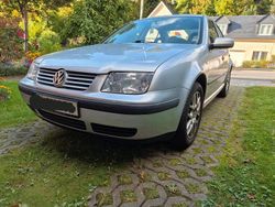 Gebraucht 2001 VW Bora Limousine | 1.400 € (Guter Preis)