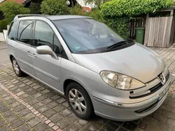 Silber Gebraucht 2007 Peugeot 807 Van / Kleinbus | 2.600 €
