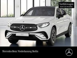 Weiß Gebraucht 2025 Mercedes GLC300e AMG Limousine | 70.890 € (Guter Preis)