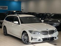 Weiß Gebraucht 2021 BMW 330e Luxury Line Limousine | 22.497 € (Guter Preis)