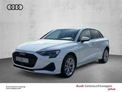 Arkonaweiß Gebraucht 2025 Audi A3 Sportback e-tron Ambiente Limousine | 43.450 €