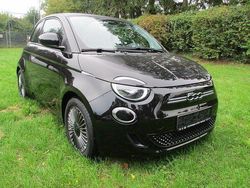 Schwarz Gebraucht 2022 Fiat 500e Icon Limousine | 15.970 € (Superpreis)