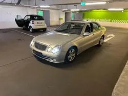Silber Gebraucht 2004 Mercedes E220 Limousine | 3.200 € (Guter Preis)