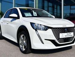 Schneeweiß Gebraucht 2021 Peugeot e-208 Active Kleinwagen | 16.500 € (Fairer Preis)