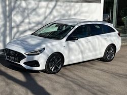 Weiß Gebraucht 2021 Hyundai i30 Edition 30 Kombi | 20.800 € (Etwas zu teuer)