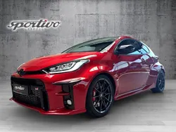 Emotional red 2 Gebraucht 2021 Toyota Yaris Limousine | 34.888 € (Fairer Preis)