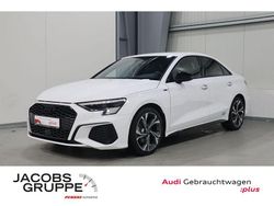 Weiß Gebraucht 2023 Audi A3 S-Line Limousine | 31.970 €