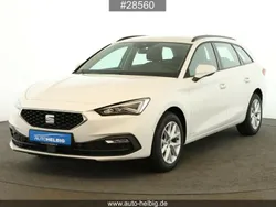 Candy weiss Gebraucht 2021 Seat Leon ST Style Kombi | 19.880 € (Fairer Preis)