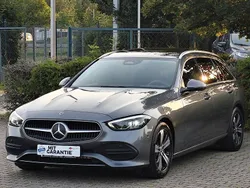 Grau Gebraucht 2023 Mercedes C200 Avantgarde Limousine | 29.990 € (Fairer Preis)