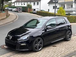 Schwarz Gebraucht 2010 VW Golf VI R Limousine | 13.500 €