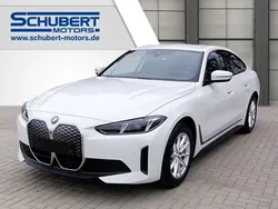 Weiß Gebraucht 2025 BMW i4 Sport Line Limousine | 53.450 € (Teuer)