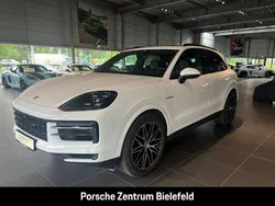 Weiss Gebraucht 2024 Porsche Cayenne Sport SUV | 103.750 € (Superpreis)