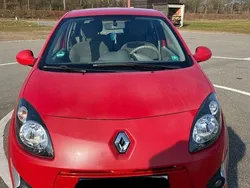 Rot Gebraucht 2009 Renault Twingo Night&Day Kleinwagen | 1.600 € (Guter Preis)