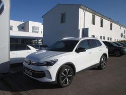 Pure white Gebraucht 2025 VW Tiguan Goal SUV | 39.990 € (Fairer Preis)