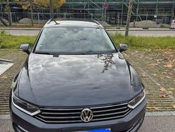 Grau Gebraucht 2018 VW Passat Comfortline Kombi | 14.999 € (Fairer Preis)