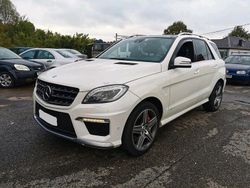 Weiß Gebraucht 2013 Mercedes ML63 AMG AMG SUV | 29.000 € (Teuer)