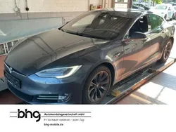 Silber Gebraucht 2019 Tesla Model S Limousine | 41.790 € (Teuer)