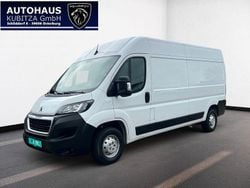 Weiß Gebraucht 2023 Peugeot Boxer Avantage Van | 22.950 € (Fairer Preis)