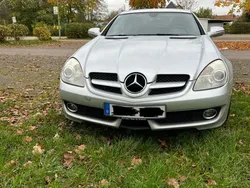 Silber Gebraucht 2008 Mercedes SLK200 Cabrio | 6.500 €