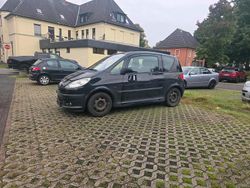 Schwarz Gebraucht 2007 Peugeot 1007 Kleinwagen | 1.300 € (Fairer Preis)