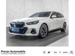 Weiß Neu 2025 BMW i5 M Sport Limousine | 75.590 € (Etwas zu teuer)