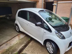 Weiß Gebraucht 2011 Citroën C-zero Tendance Kleinwagen | 2.490 €