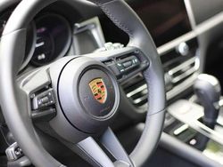 Schwarz Gebraucht 2023 Porsche Macan SUV | 68.000 € (Fairer Preis)