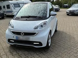 Weiß Gebraucht 2013 Smart ForTwo Coupé Brabus Coupé | 6.666 € (Fairer Preis)