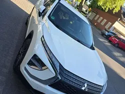 Weiß Gebraucht 2022 Mitsubishi Eclipse Cross Basis SUV | 20.500 € (Superpreis)