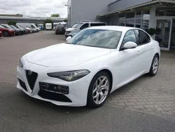 Bianco alfa Gebraucht 2018 Alfa Romeo Giulia Super Limousine | 19.990 € (Guter Preis)