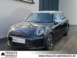 Enigmatic black Gebraucht 2023 Mini Cooper Kleinwagen | 27.999 € (Teuer)