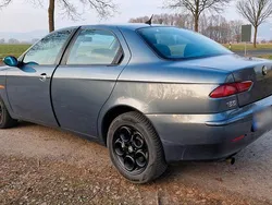 Grau Gebraucht 2002 Alfa Romeo 156 Limousine | 3.150 €