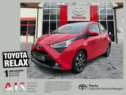 Vulcanorot Gebraucht 2019 Toyota Aygo X-play Kleinwagen | 9.999 € (Fairer Preis)