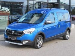 Blau Gebraucht 2020 Dacia Dokker Stepway Van / Kleinbus | 12.990 € (Teuer)