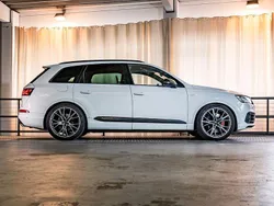 Weiß Gebraucht 2018 Audi SQ7 Sport SUV | 44.300 € (Teuer)