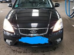 Gebraucht 2011 Kia Rio Kleinwagen | 2.000 €