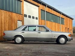 Silber Gebraucht 1986 Mercedes 300 Limousine | 35.900 €