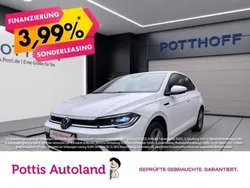 Weiß Gebraucht 2022 VW Polo R-line Kleinwagen | 19.222 € (Guter Preis)