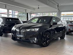 Sophistograu Gebraucht 2023 BMW iX Performance SUV | 72.900 € (Fairer Preis)