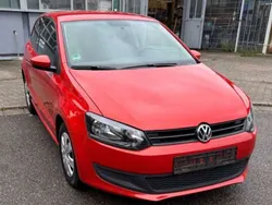Rot Gebraucht 2014 VW Polo Trendline Limousine | 9.990 € (Teuer)