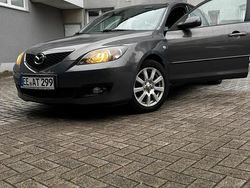 Grau Gebraucht 2007 Mazda 3 Limousine | 4.499 €
